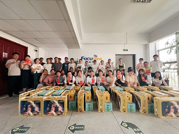 Focusens celebrates reunion with warm gifts during the Mid-Autumn Festival